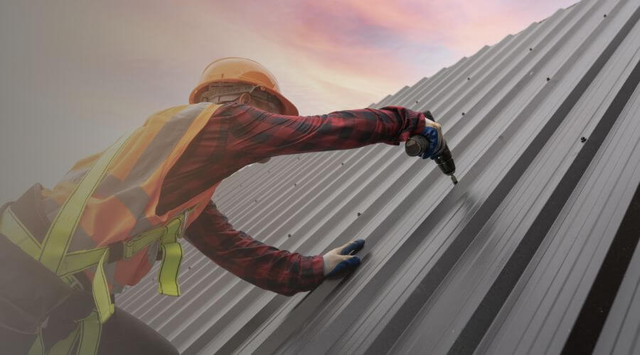 Professional gutter cleaning in Bellaire, OH